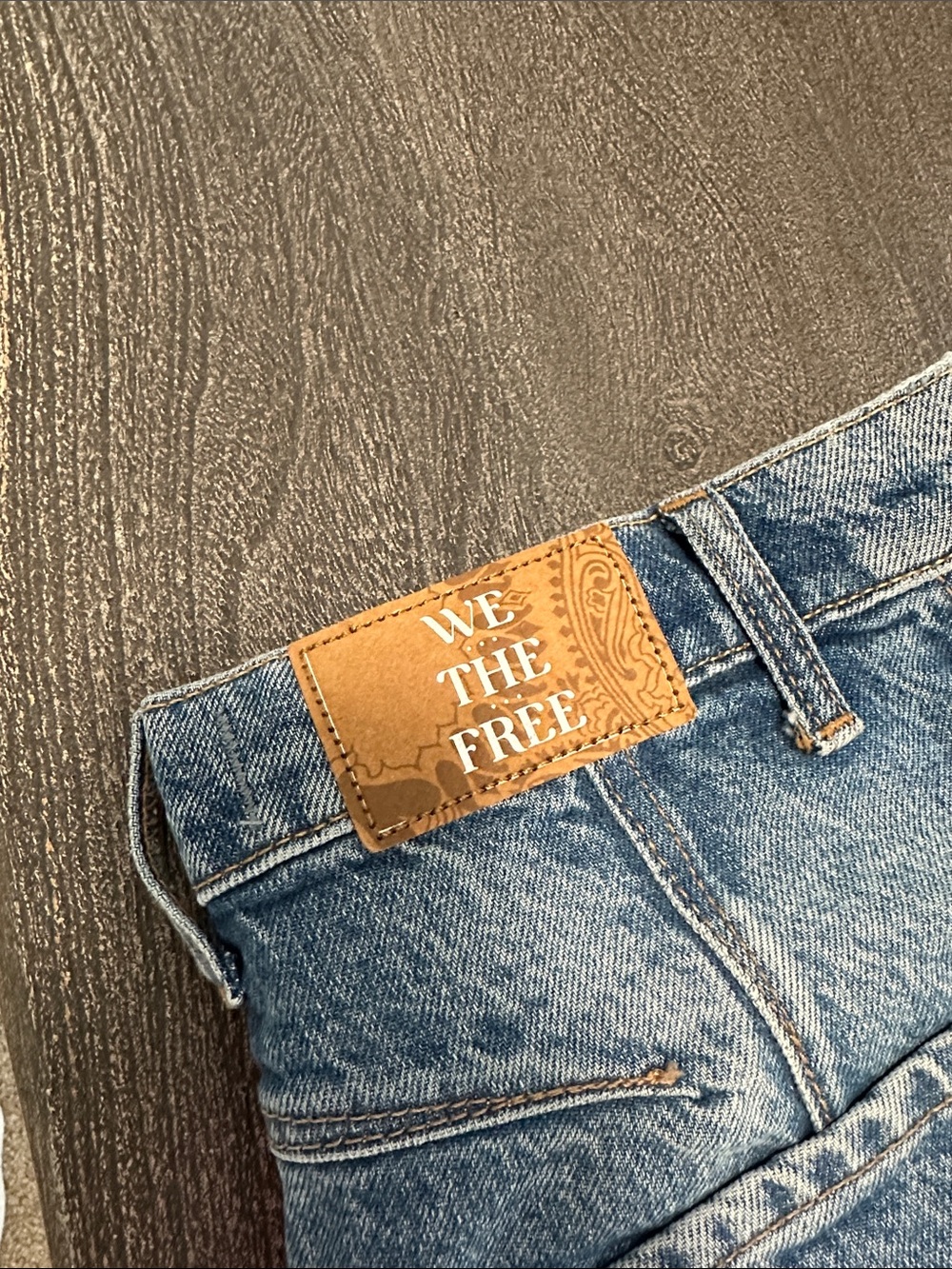 Free People Barrel Leg Vintage Wash 26 Jeans - Oversized Fit - Picture 2 of 6